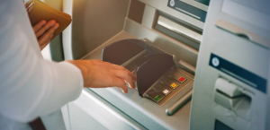 How to Deposit and Withdraw Money Safely on IQ Option Thailand 1